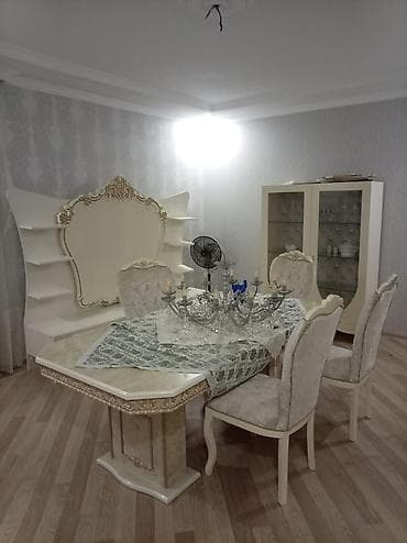 Klassik üslubda yemək otağı mebelləri dəsti Dəst tərkibi: - Yemək