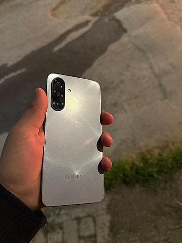 Samsung Galaxy A17, 128 GB, rəng - Gümüşü