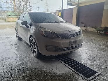toyota satış mərkəzi: Kia Rio: 1.6 l | 2013 il Sedan — 10