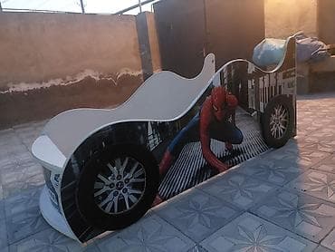 Ev və bağ: Uşaq üçün avtomobil formalı çarpayı Matras yoxdur Yan panellərdə — 4