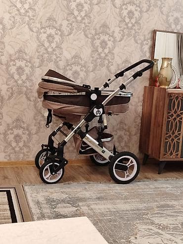 uwaq donlari: Rəxşəndə🦋 Kalyaska satılır. Qiynət 50 manat. Qış çıxolu,çantası var — 1