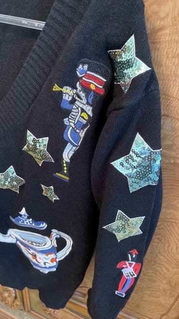 kaşemir qadın sviterləri: Sviter M,L razmer 15 azn — 2