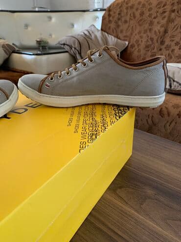 женские кроссовки mizuno: GREYDER100% İçindəki altlığı dəri, bağları dəri, qırağ tikilişi dəri — 18