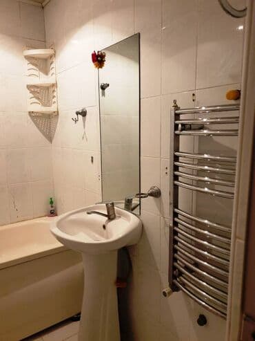 20 yanvarda 2 otaqli evler: Bakı, 2 otaqlı, Köhnə tikili, m. Həzi Aslanov, 65 kv. m — 6