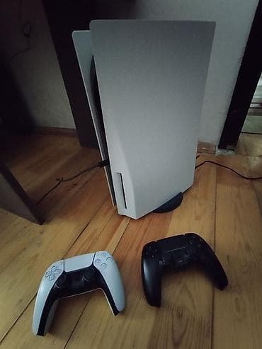 Sony PlayStation 5 (diskli versiya) oyun konsolu 3 aydır işlədirəm
