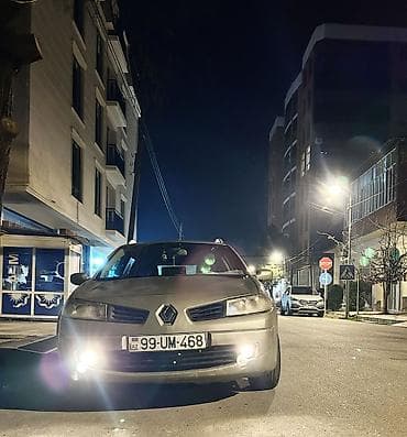 opel zafira b: Renault Megane: 1.5 l | 2006 il 60000 km Universal — 2