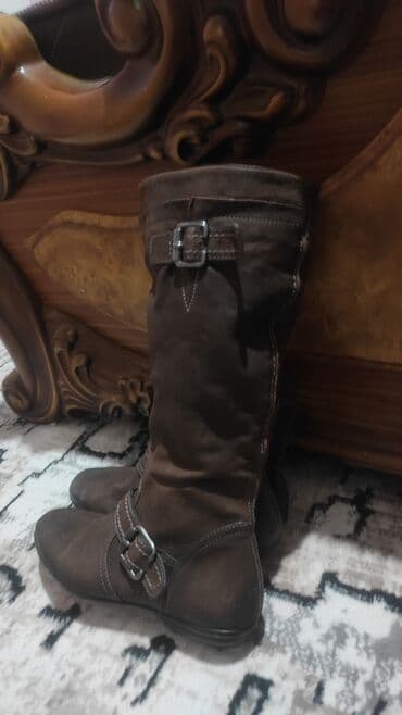 Fendi, Ölçü: 40, rəng - Qəhvəyi, İşlənmiş