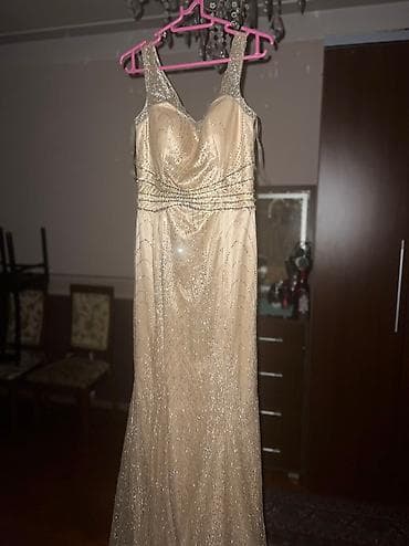 Ziyafet donu
Yenidir
Birka uzerinde
Uzerinde agir daslar var