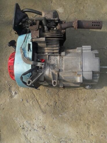 benzinlə işləyən generator: Qenerator motoru,işləkdir, ətraflı məlumat elanda olan nömrənin — 4
