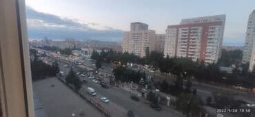 azadliq metrosu: Bakı, 2 otaqlı, Köhnə tikili, m. Xalqlar Dostluğu, 50 kv. m — 15