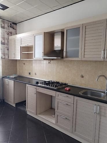 Mətbəx mebeli satılır 350₼. Ölçü 3.52. Üzərində qaz moyka aspirator