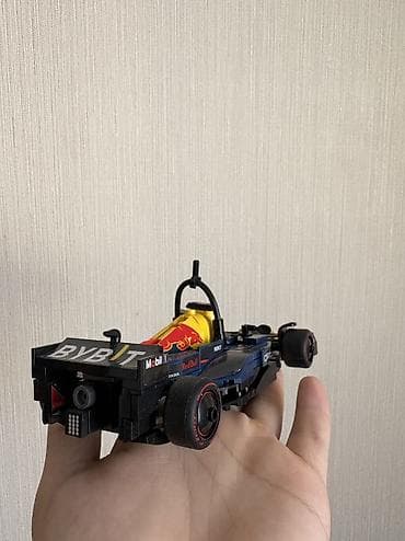 formula 1 biletlər: 2025 il, Plastik, Ünvandan götürmə, Pulsuz çatdırılma, Ödənişli çatdırılma — 6