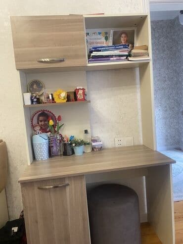 стол для наращивания ногтей: Прямой стол, Без стула, С полками, С выдвижными ящиками, Ламинат простой — 1