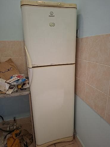 İşlənmiş 2 qapılı Indesit Soyuducu Satılır — 1