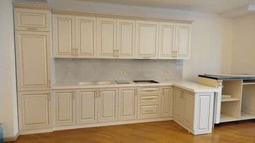 Kuxna mebeli ustunde xolodilnikde verilir qiymet2000 endirim olunacaq