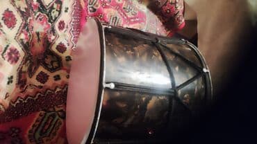 Гитары: Təcili Profesional nagara. İndi alınmayıb coxdan alınıb. İstifadə — 3