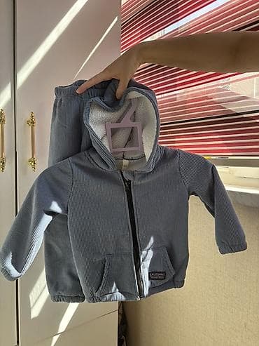 şaxta baba corabı: Uşaq üçün 2 hissəli dəst – kapüşonlu jaket və şalvar - Rəng: boz-mavi — 3