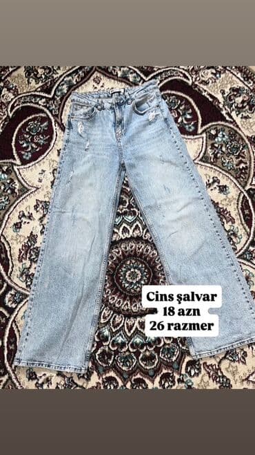 подарок девушке на день рождения: Cins şalvar – açıq mavi rəng, klassik düz kəsim. - Ölçü: 26 - — 2