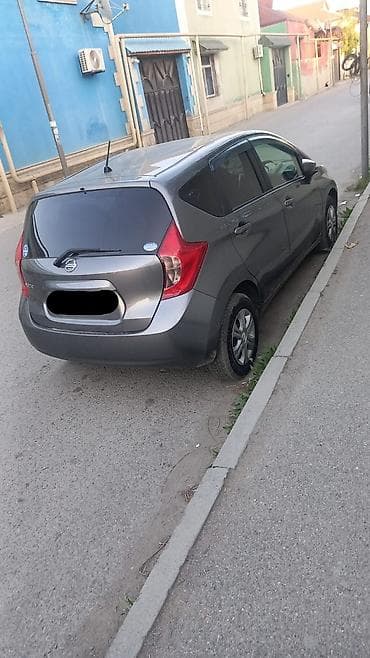 Nissan Note: 1.2 l | 2015 il Sedan