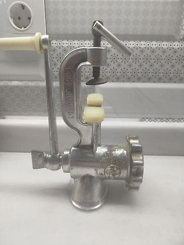 şirə ceken: Ət çəkən maşın Reverssiz — 1