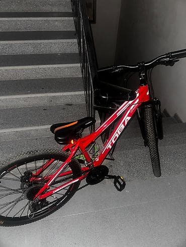 versabet: Toba dağ velosipedi – parlaq qırmızı rəngdə, yüngül və möhkəm — 1