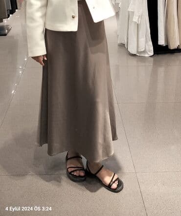 Шубы: Məhsul: Zərif satenli ətək - Model: A-kəsim, maksi uzunluq - Rəng — 2