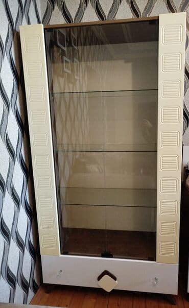 Qida məhsulları: Qonaq otağı dəstləri — 11