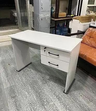 Düz masa, Stulsuz, Polkasız, Siyirməli, MDF