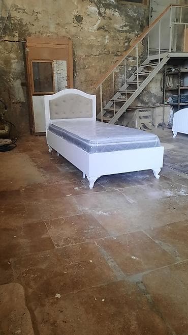 Təknəfərlik çarpayı, Matrassız, Siyirməsiz