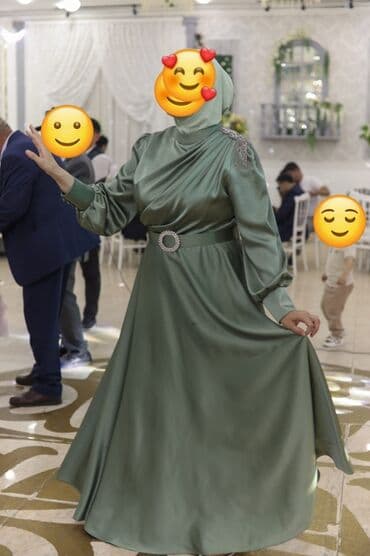 vecerni koynekler: Ziyafət paltarı. Bir dəfə geyinilib. Metrolara çatdırılır. Real — 4