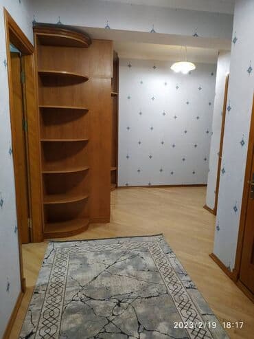 4 otaqlı ev: Meqafanın yanı, 16/4 mərtəbə, 90 kv, 2 otaq, tam əşyalı, dəniz — 12