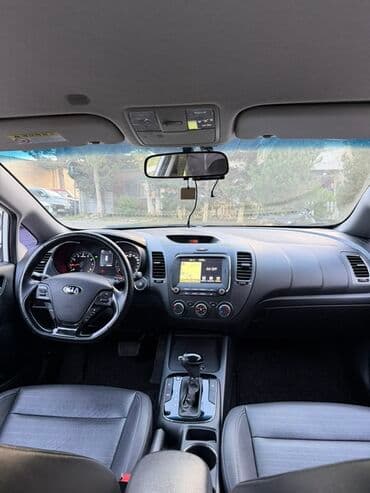 hyundai elantra qiyməti: Taksiye Yararli Kredit yolu ile satilir İlkin odeniş en azi 3.000 azn — 14