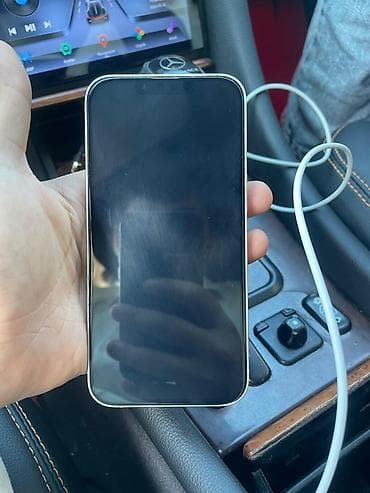 iphone 17 pro silver: IPhone 13, Ağ — 1