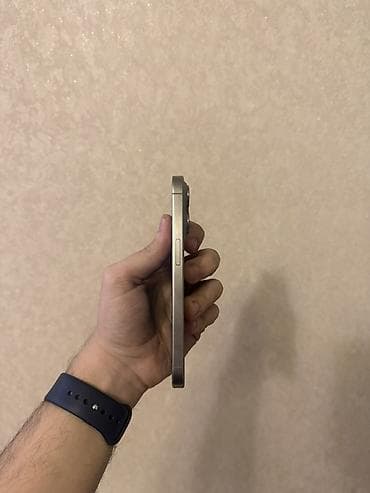 ipad 7 ci nesil: IPhone 15 Pro, 128 GB, Gümüşü, Face ID — 4