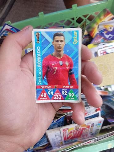 Salam illərdir yığdığım kartları satıram 5 minə yaxın kartım var real — 2