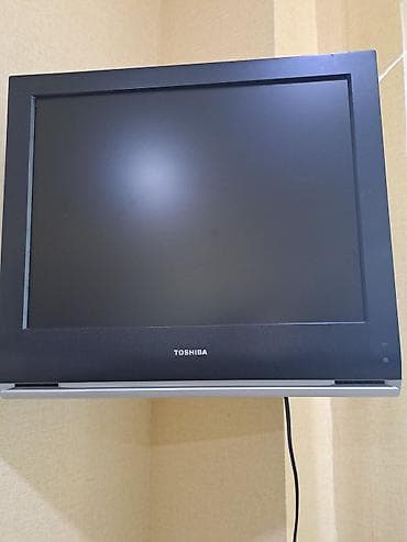 Аудиотехника: Телевизор Toshiba LCD 32" — 2