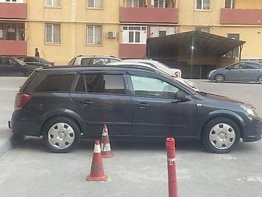 avto kar: Opel Astra: 1.4 l | 2006 il 2546881 km Universal — 3