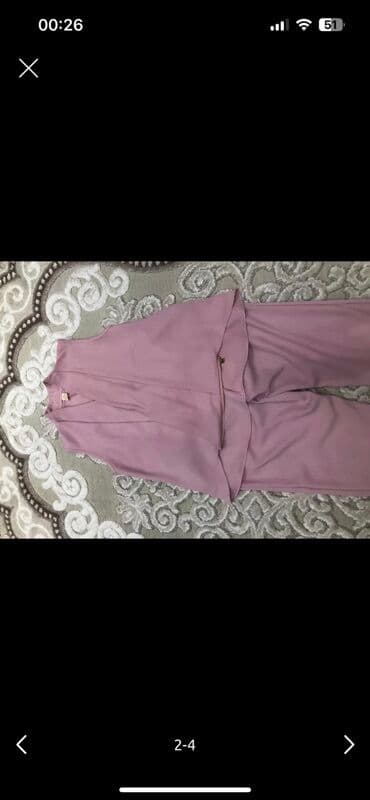 qadınlar üçün bədən yığan maykalar: Bu zərif çəhrayı rəngli qadın geyim dəsti həm rahatlığı, həm də — 2