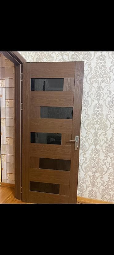 İşlənmiş Otaq qapısı 80x200 sm Şəbəkə ilə, Zəmanətli, Ünvandan götürmə