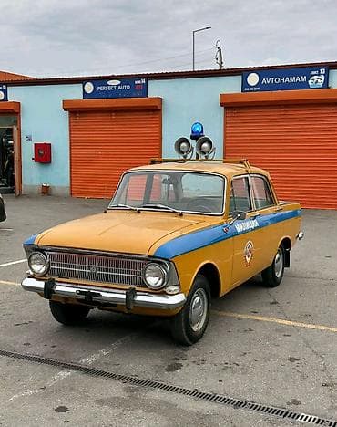 moskvic: Moskviç 412: 0.3 l | 1975 il 65000 km Sedan — 1