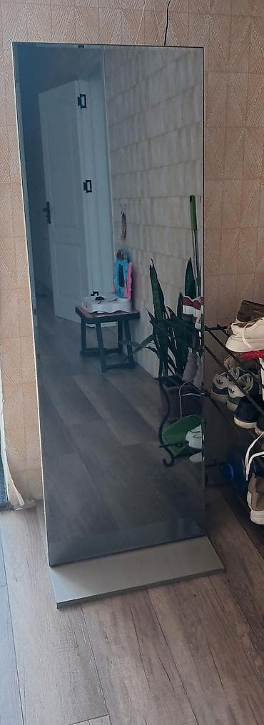 divan satisi: Boy güzgüsü istifadə olunmadığı üçün satılır — 1