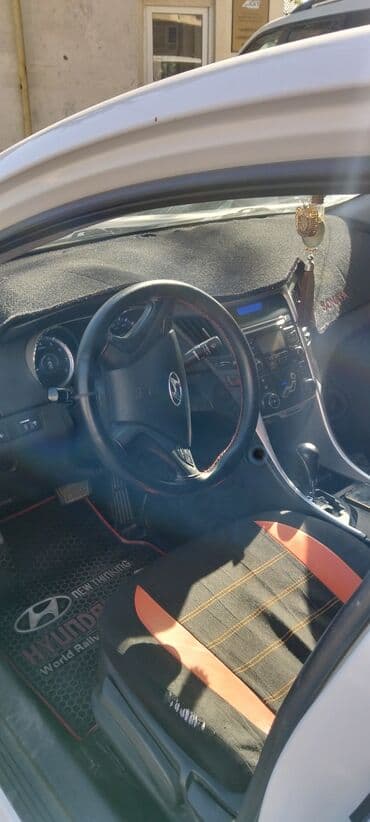 фольксваген новый кузов: Hyundai Sonata sedan - Kuzov: ağ rəng, 4 qapılı sedan - Salon: qara — 4