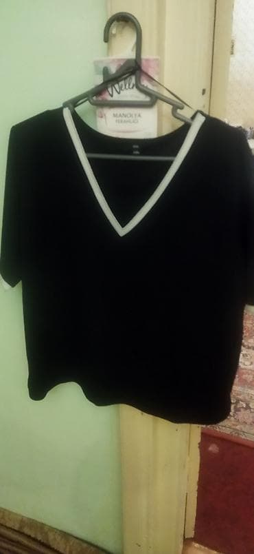 retinol qiyməti: Çox az və səliqəli istifadə edilib. 42-44 -46 bədən ölçülərinə — 3