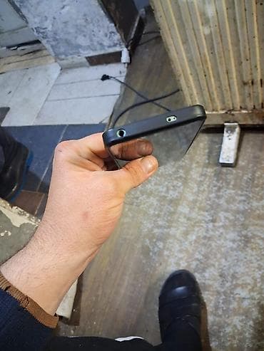 ucuz modemler: Redmi not 12 modeli idial vəzyetdə star baks temali kablosu usdundə — 3