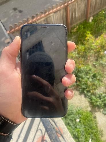 IPhone 11, 128 GB, Qara, Face ID