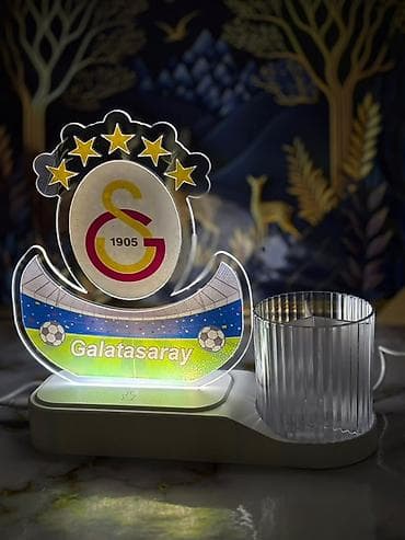 maus altlığı: Futbol klublarının loqolu LED masa lampası – qələm/aksessuar stendi — 2
