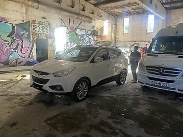 mazda 2: Hyundai ix35: 2.4 l | 2011 il Universal — 2
