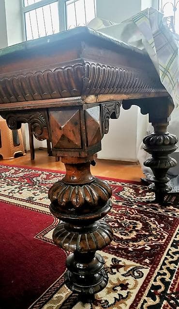 Qonaq masası, İşlənmiş, Açılan, Taxta, Kvadrat masa