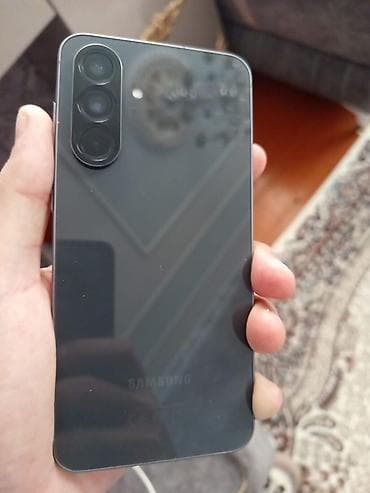 i̇phone 8 barter: Samsung Galaxy M56, rəng - Qara — 1