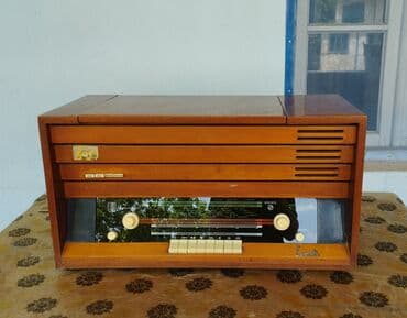Radio ‘Minia-4’. Model 1967 ㅤㅤㅤㅤㅤㅤㅤㅤㅤㅤㅤㅤㅤㅤ SSRİ dövründən qalma